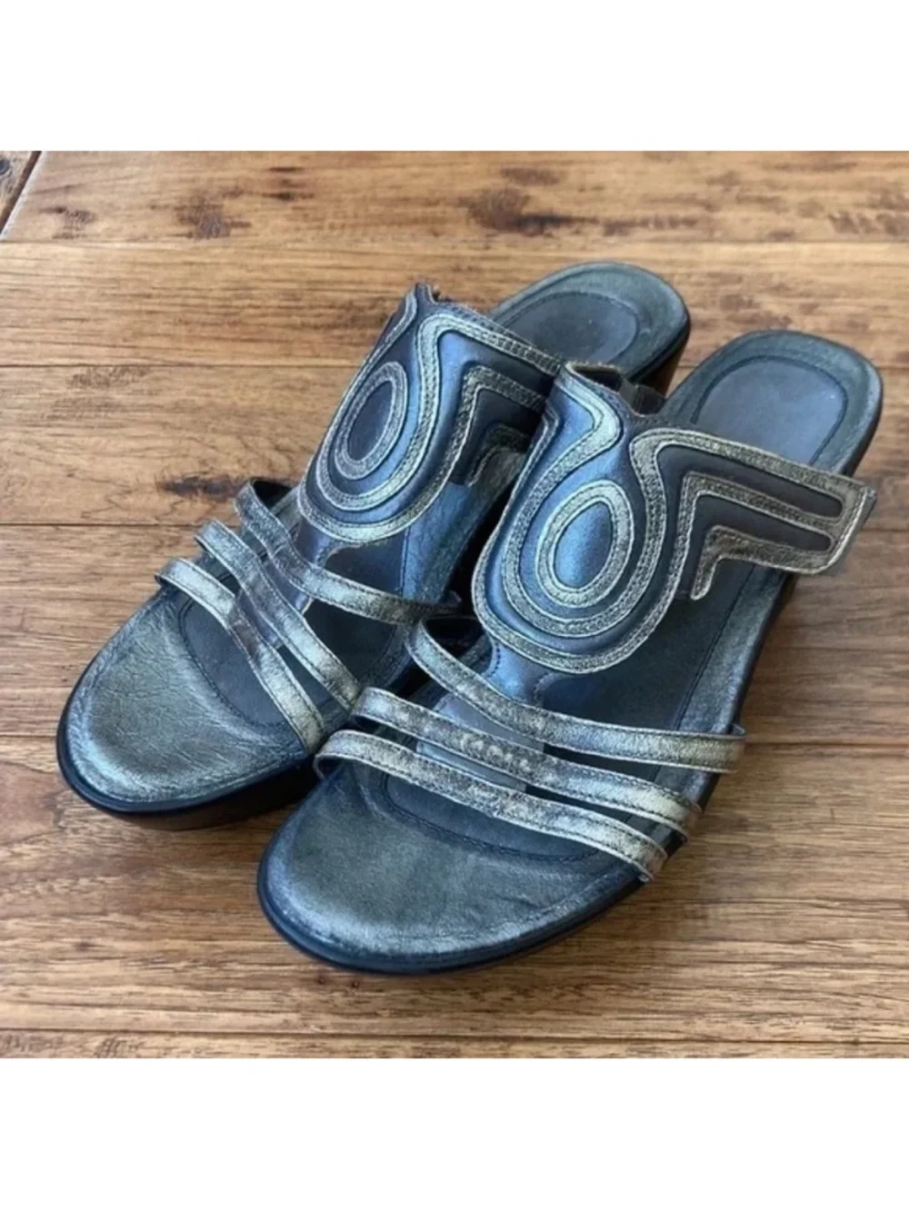 Naot Metallic Pewter Platform Wedge Slide Sandals Comfort Size 41